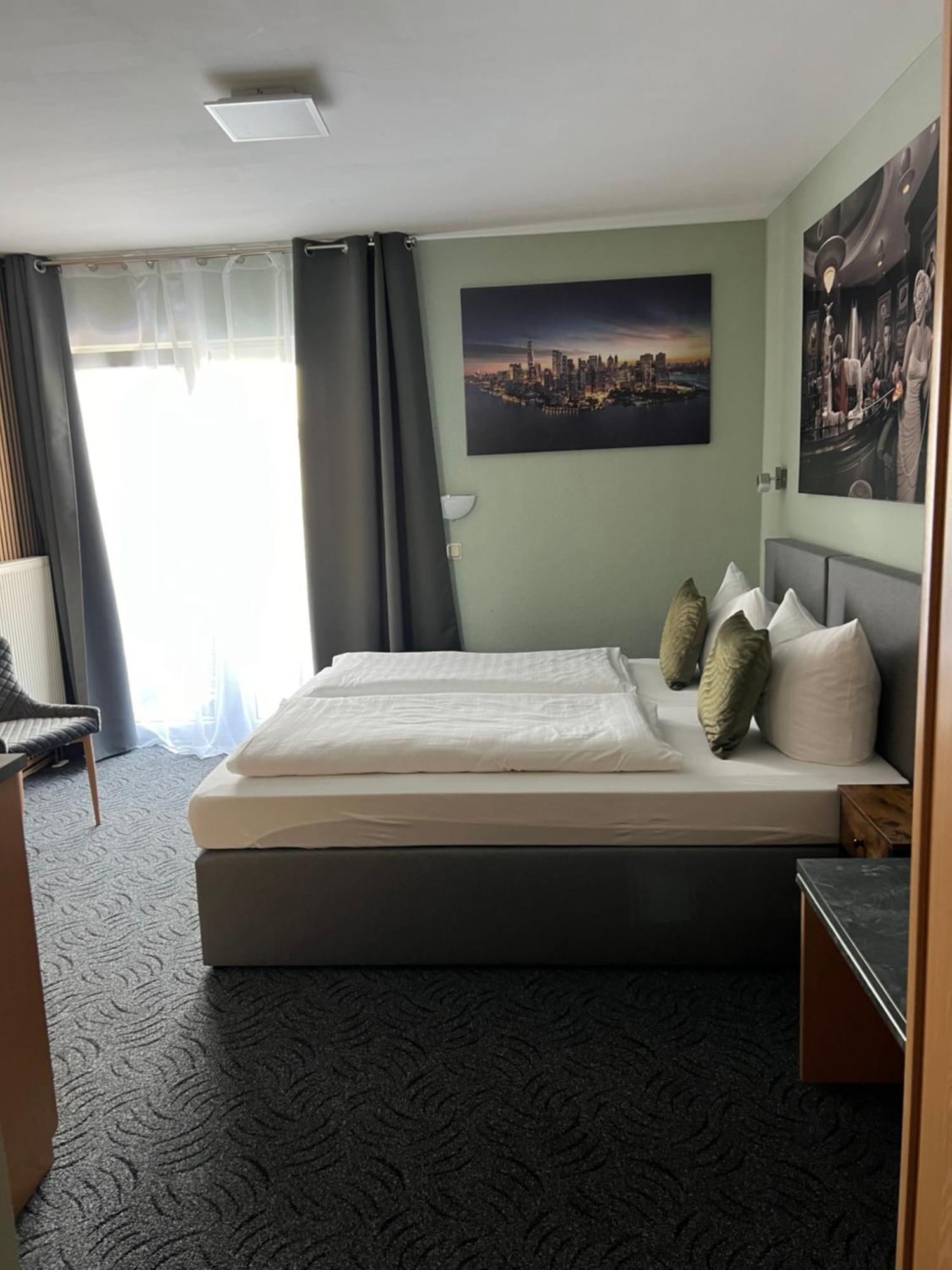 Hotel Aggertal Гумерсбах Екстериор снимка