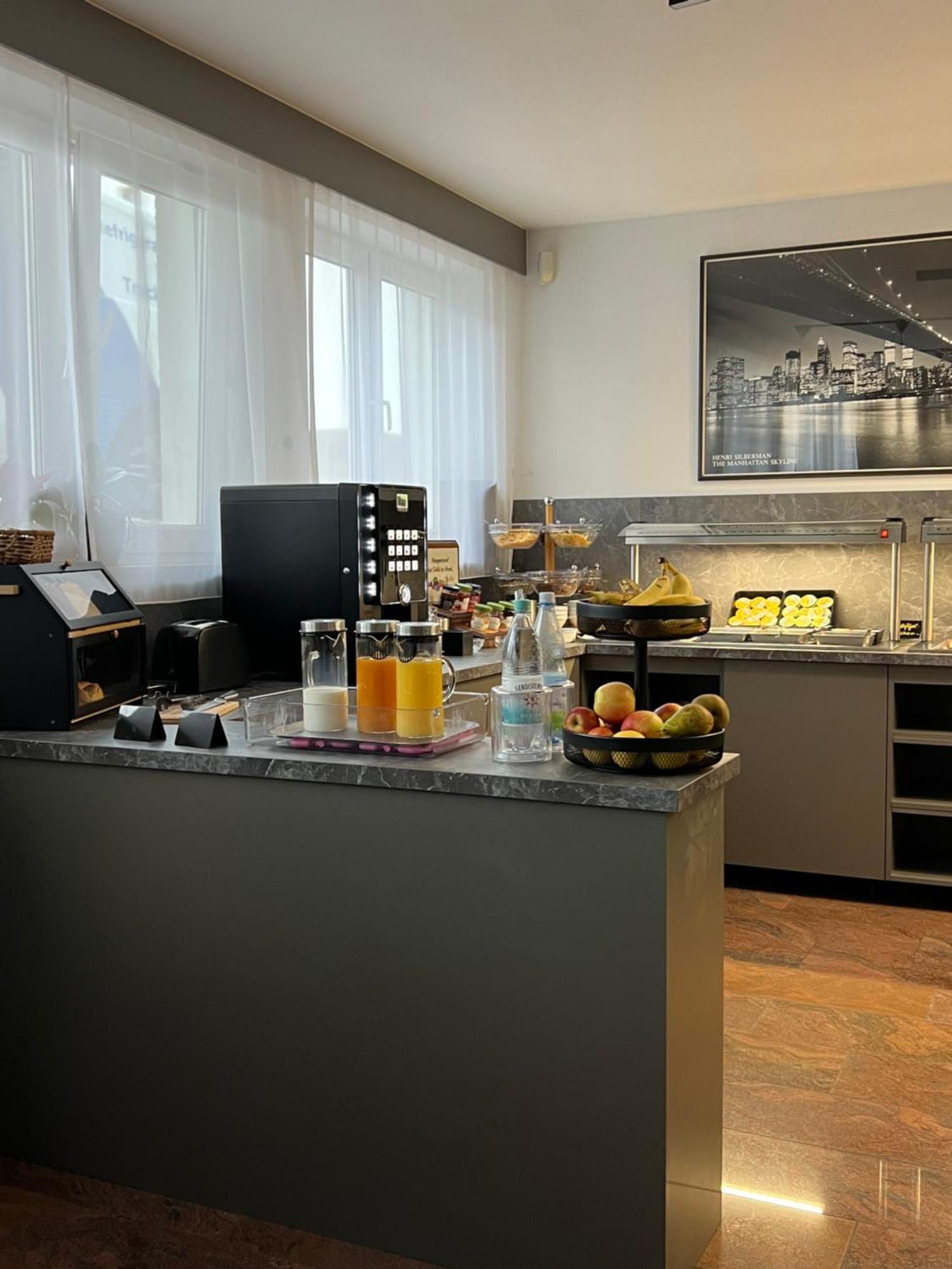 Hotel Aggertal Гумерсбах Екстериор снимка