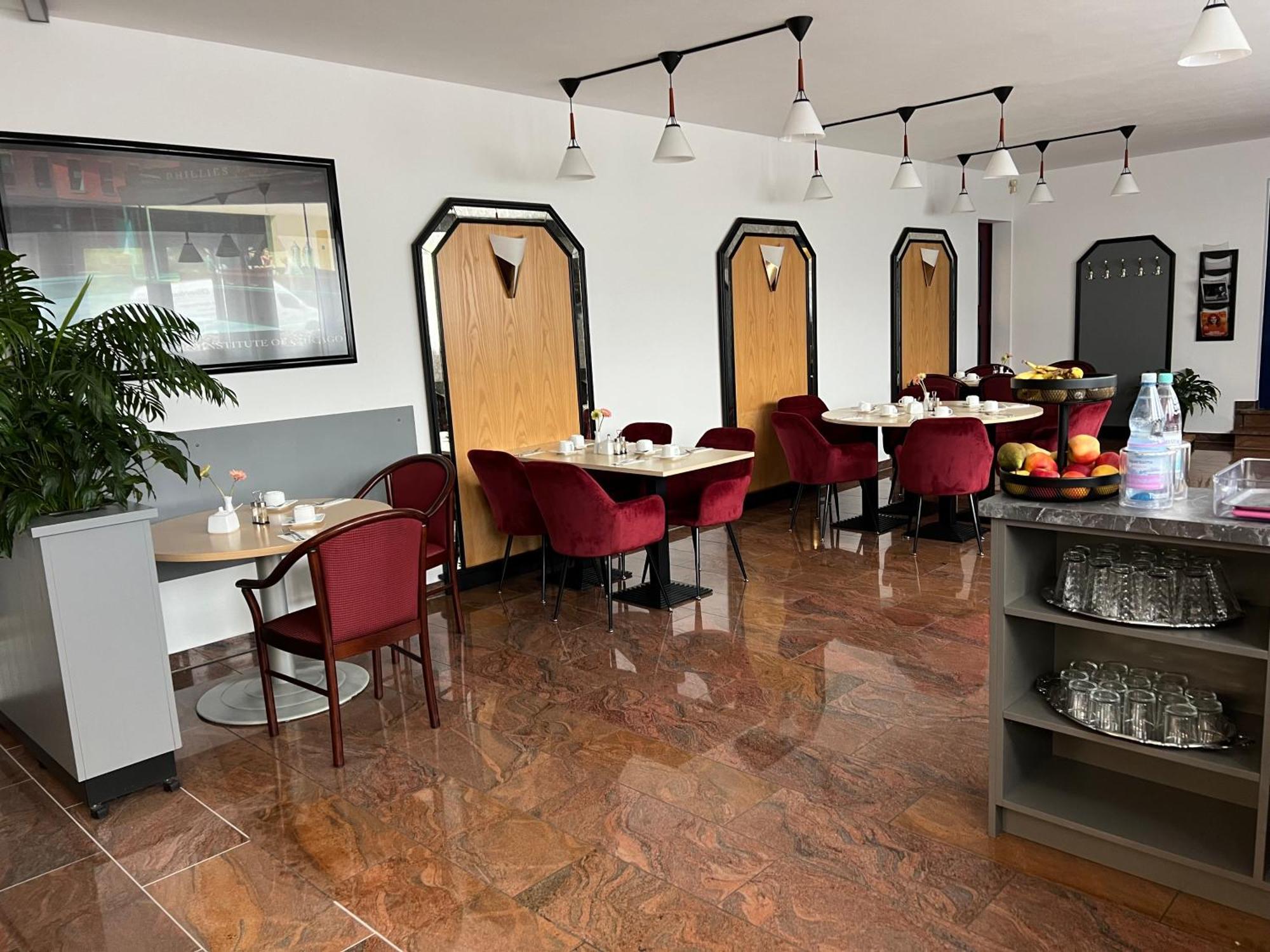 Hotel Aggertal Гумерсбах Екстериор снимка